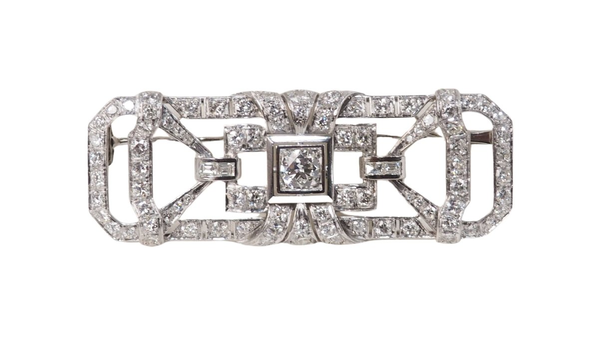 Broche ancienne en or blanc et diamants - Castafiore
