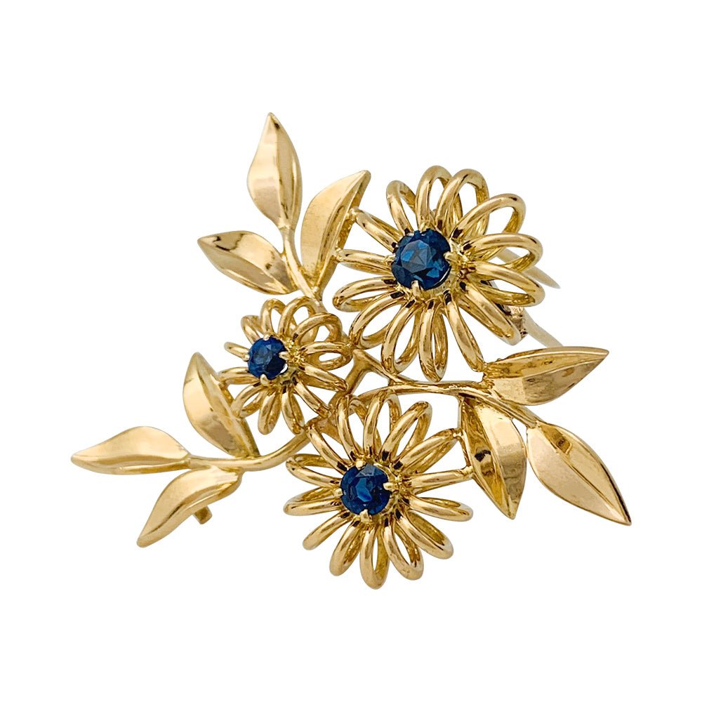 Broche Boucheron "Fleurs" en or rose et saphirs - Castafiore