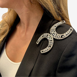 Broche "Fers à Cheval" en platine et diamants - Castafiore