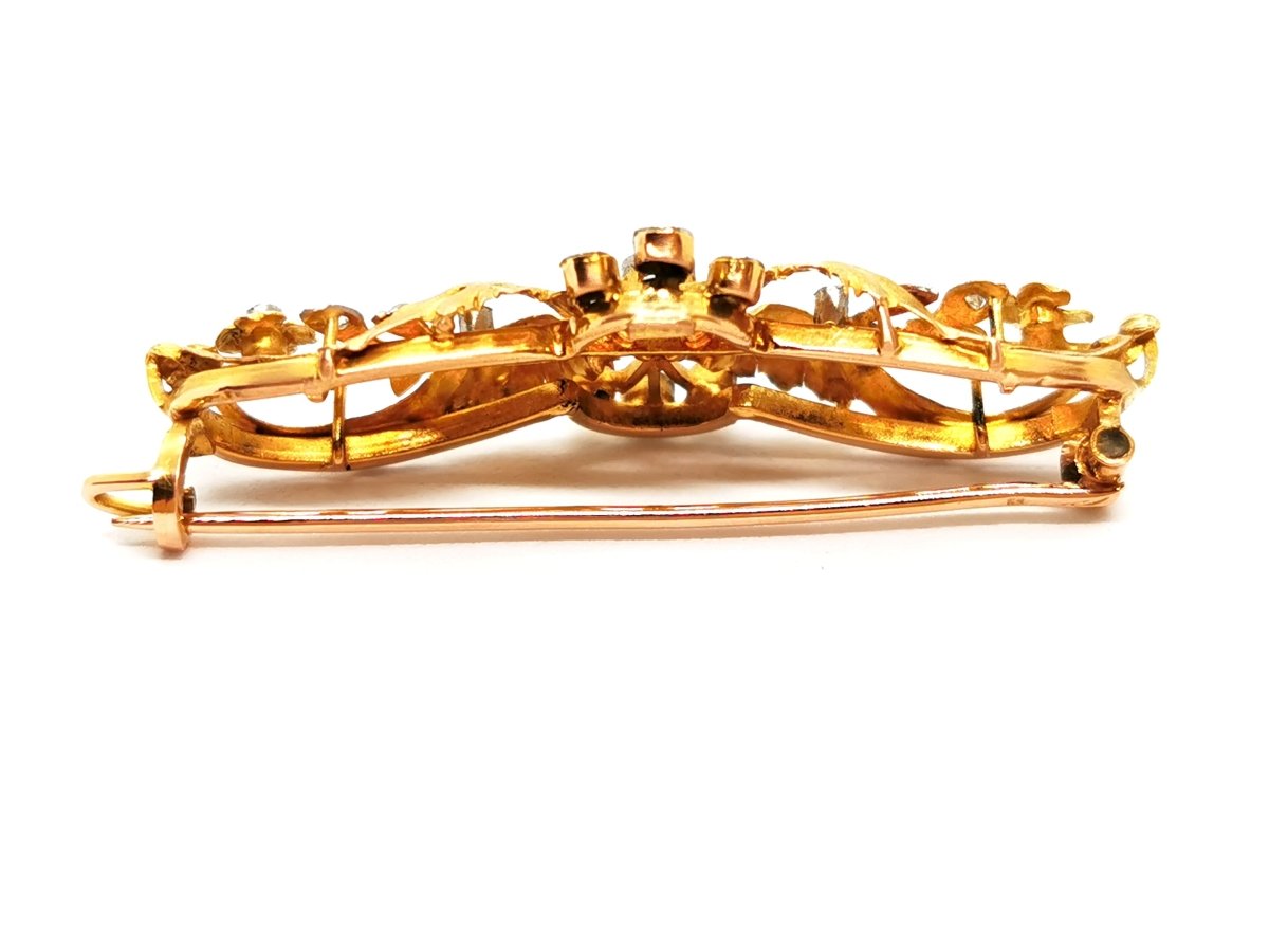 Broche fleur 2 ors et diamants - Castafiore