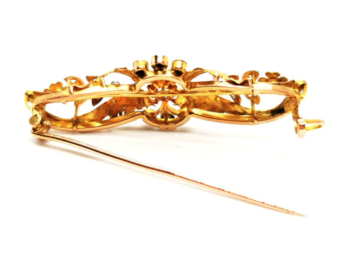 Broche fleur 2 ors et diamants - Castafiore