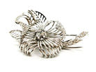 Broche fleur en or blanc et diamants - Castafiore