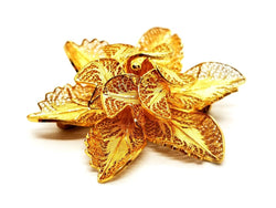 Broche fleur en or jaune - Castafiore