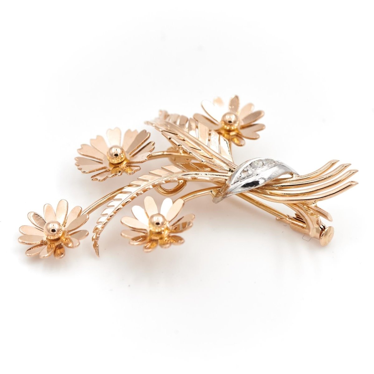 Broche Fleur Or rose Diamant - Castafiore