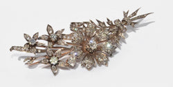 Broche fleur trembleuse en diamant et taille ancienne - Castafiore