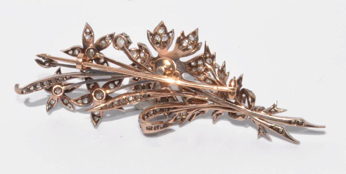 Broche fleur trembleuse en diamant et taille ancienne - Castafiore