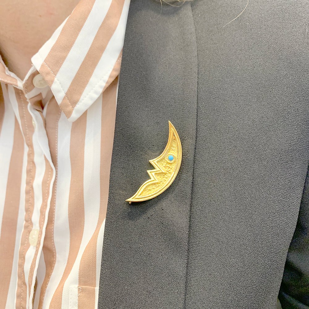 Broche G.Braque, "Croissant de Lune", or jaune - Castafiore