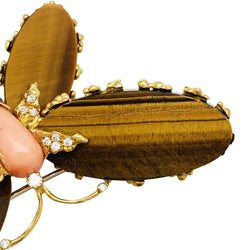 Broche Papillon FRED, or jaune, corail, diamants et oeil de tigre - Castafiore