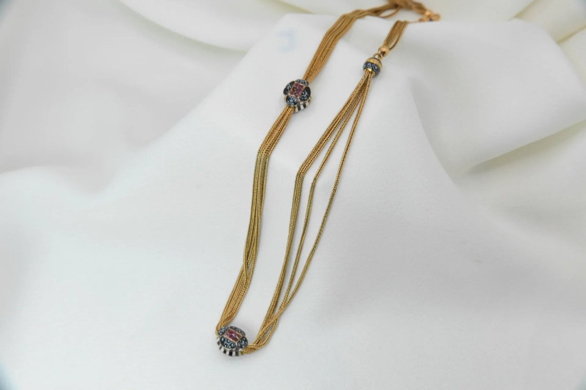 Collier ancien - Chaîne giletière en or, émail et rubis - Castafiore