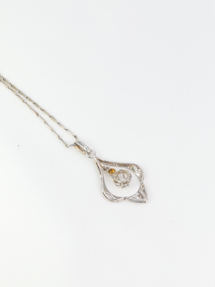 Collier Art-Déco en or et diamants - Castafiore