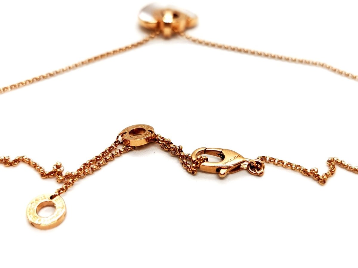 Collier BULGARI "Cuore" en or rose et nacre - Castafiore