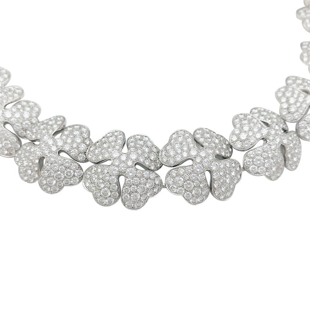Collier CARTIER "Clover" or blanc et diamants - Castafiore