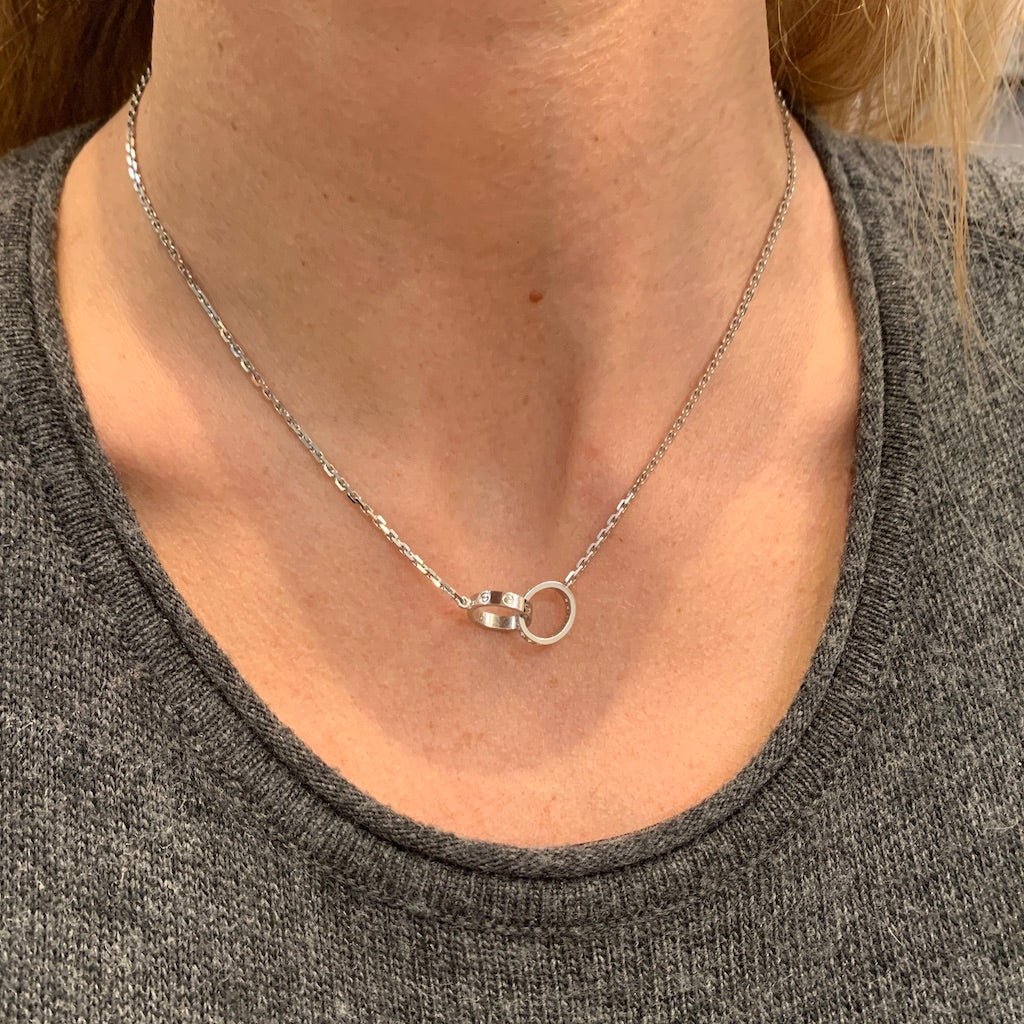 Collier CARTIER "Love" en or blanc et diamants - Castafiore