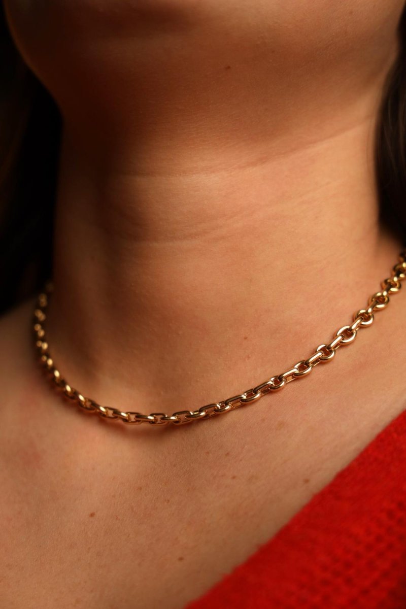 Collier Chaîne CHAUMET en or jaune - Castafiore