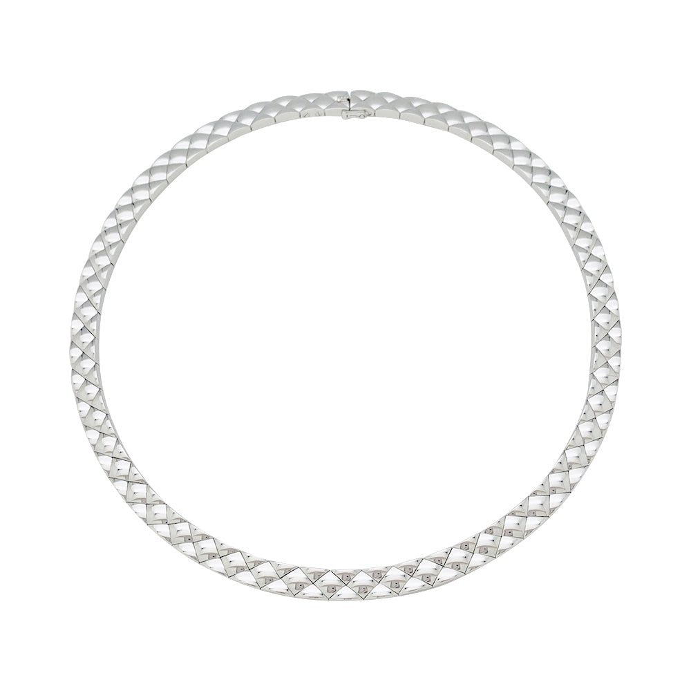 Collier CHANEL "Matelassé" en or blanc - Castafiore