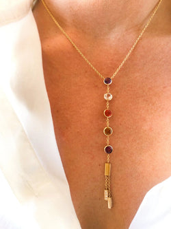 Collier CHAUMET "Amour" en or jaune et pierres fines - Castafiore