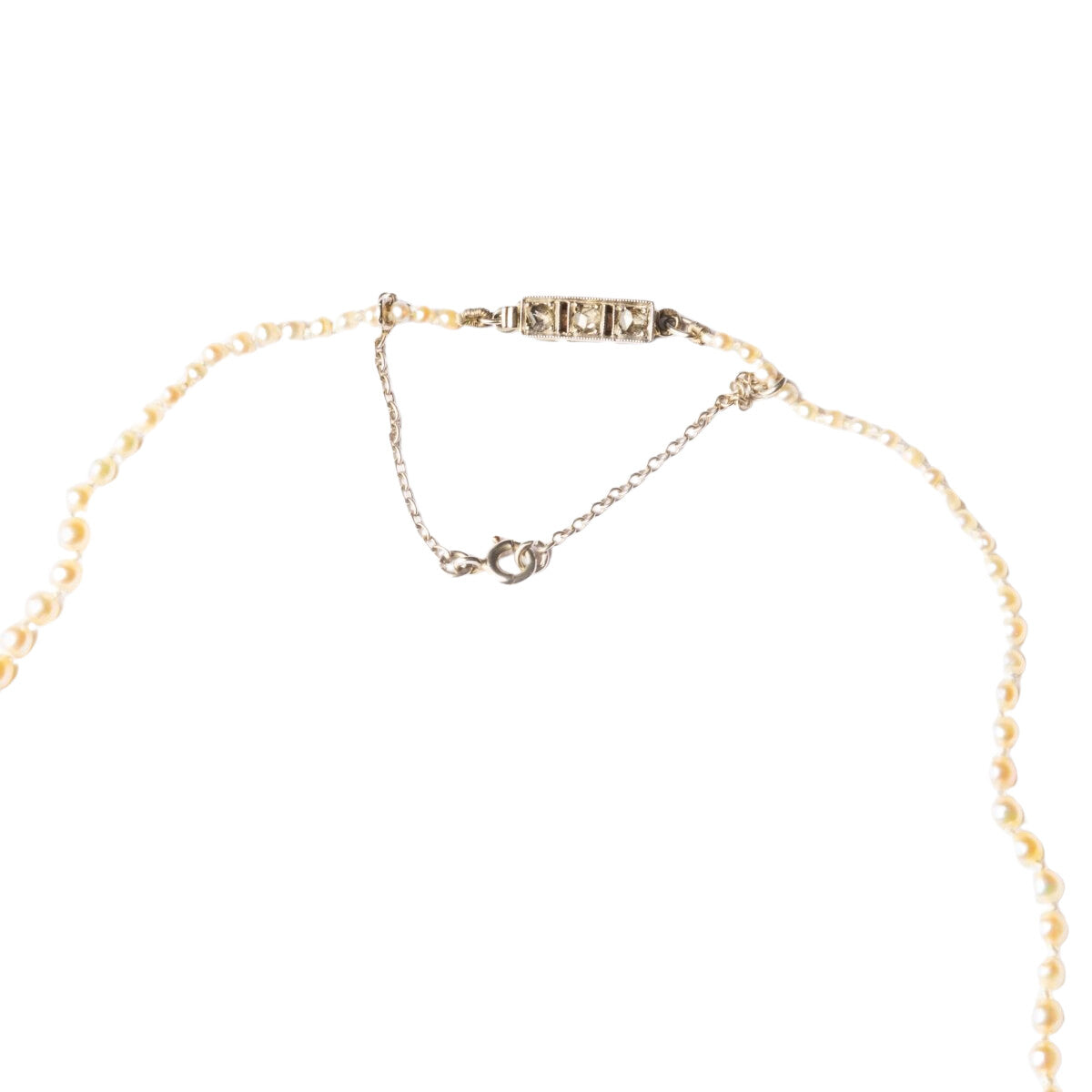 Collier de perles blanches - Castafiore