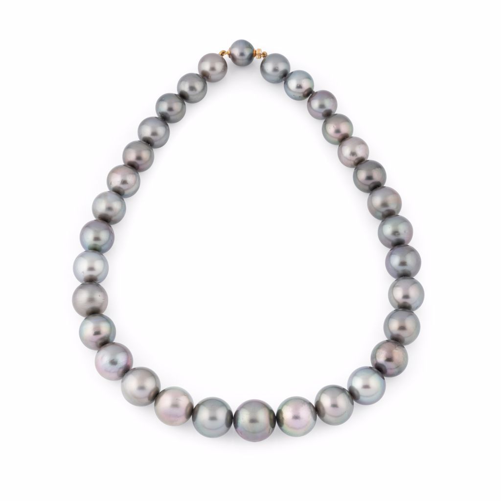 Collier de perles grises - Castafiore