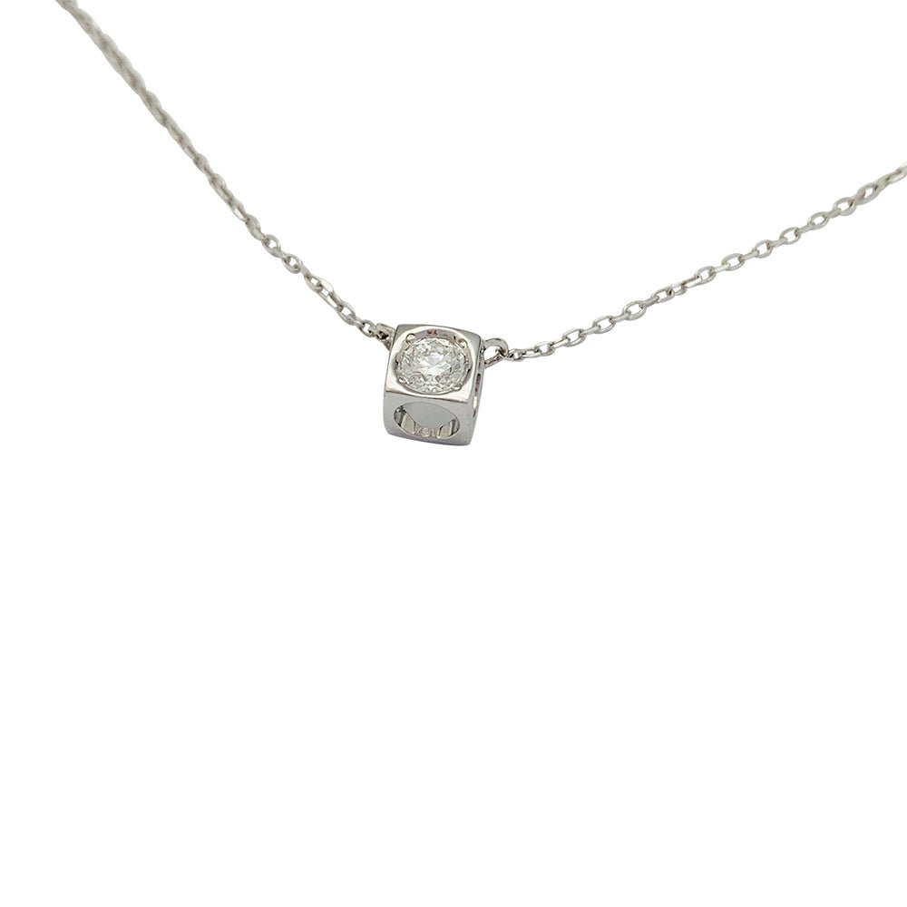Collier Dinh Van, "Le Cube", or blanc, diamant - Castafiore
