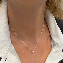 Collier Dinh Van, "Le Cube", or blanc, diamant - Castafiore