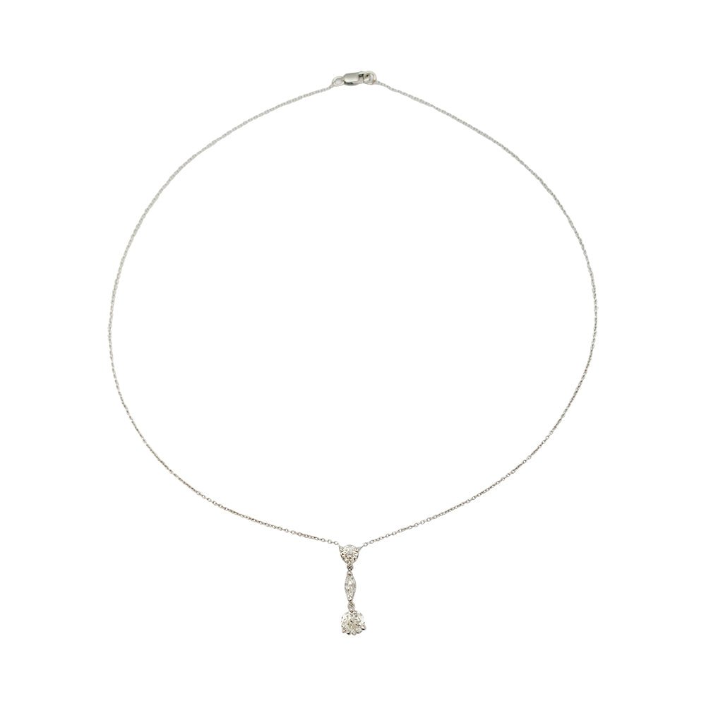 Collier en or blanc, diamants - Castafiore