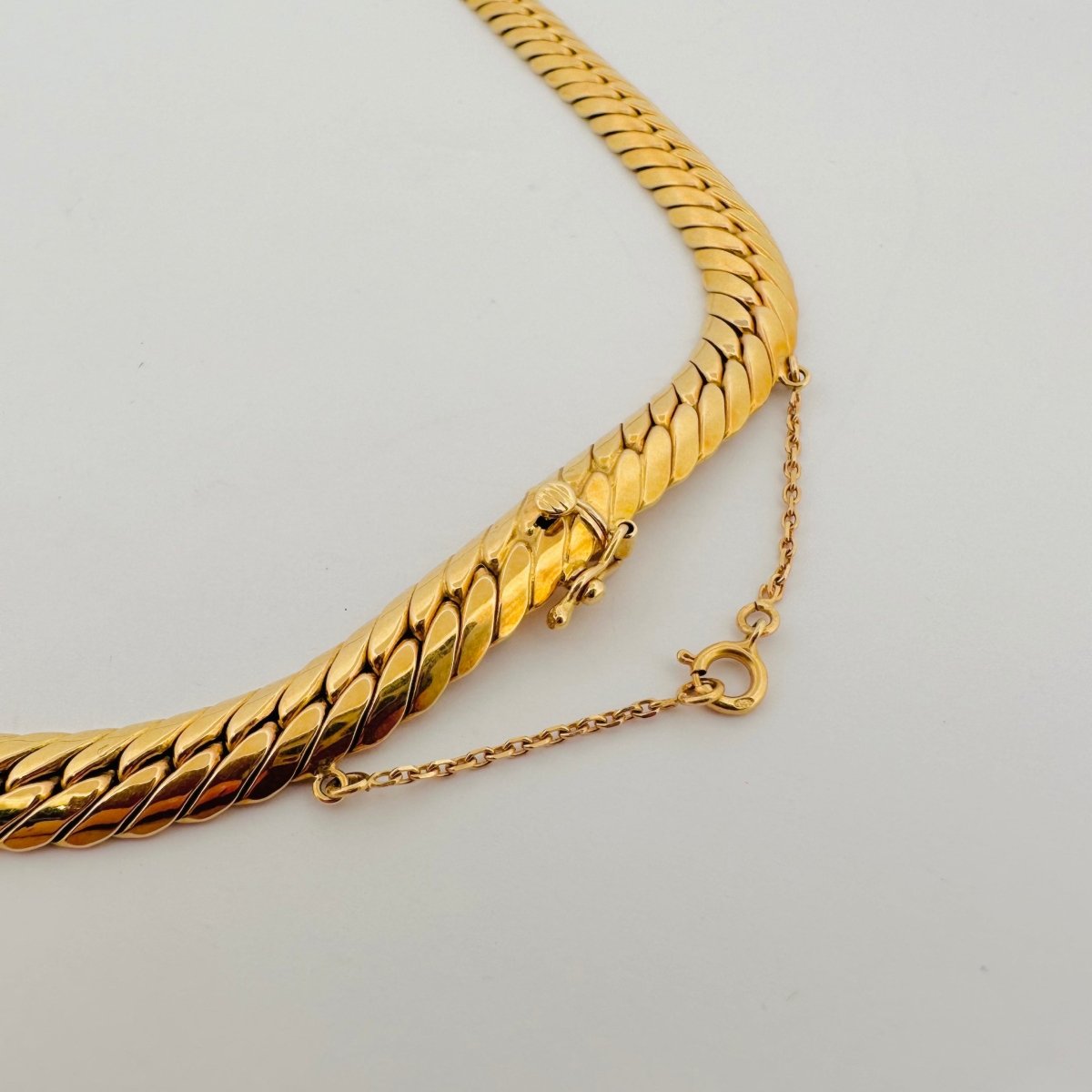 Collier en or jaune et diamants - Castafiore