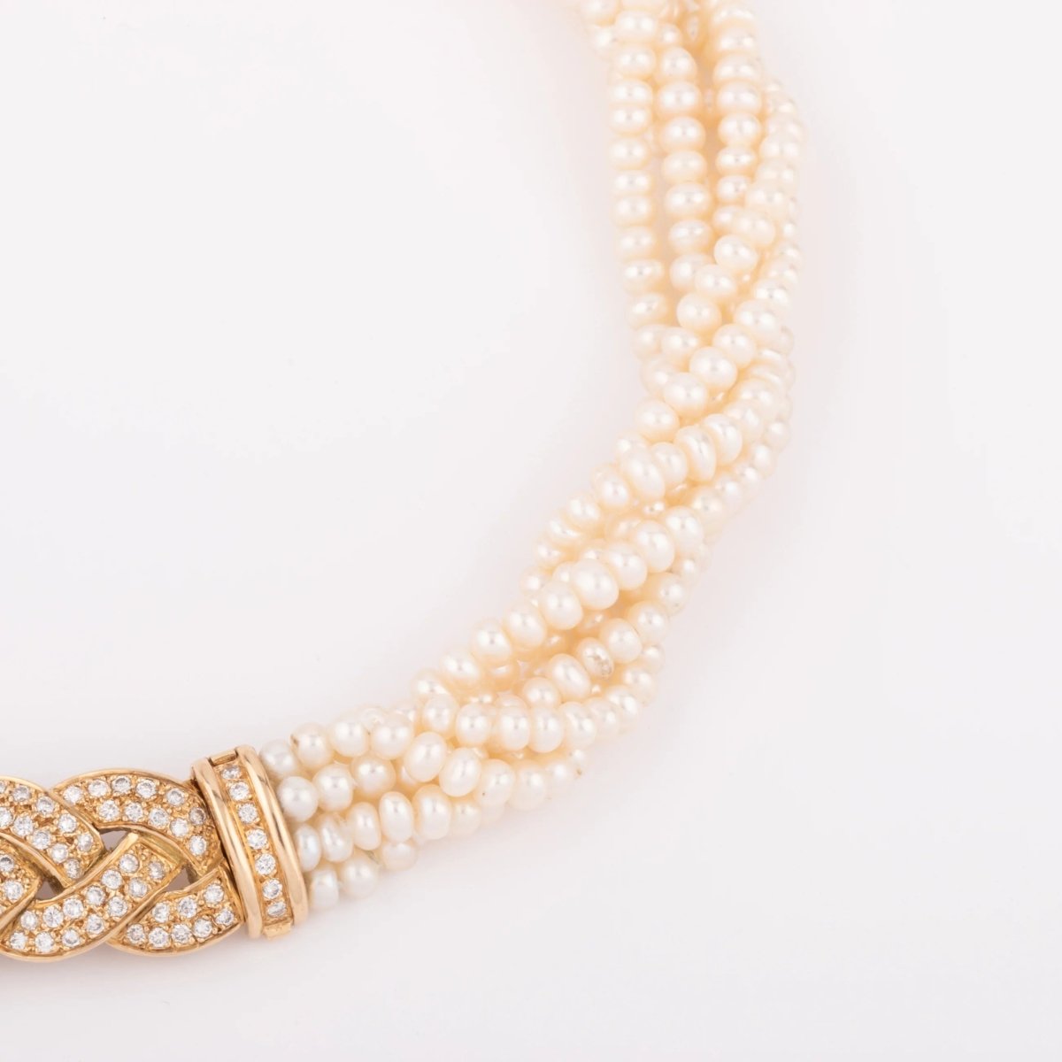 Collier en perles multirangs et fermoir en diamants - Castafiore