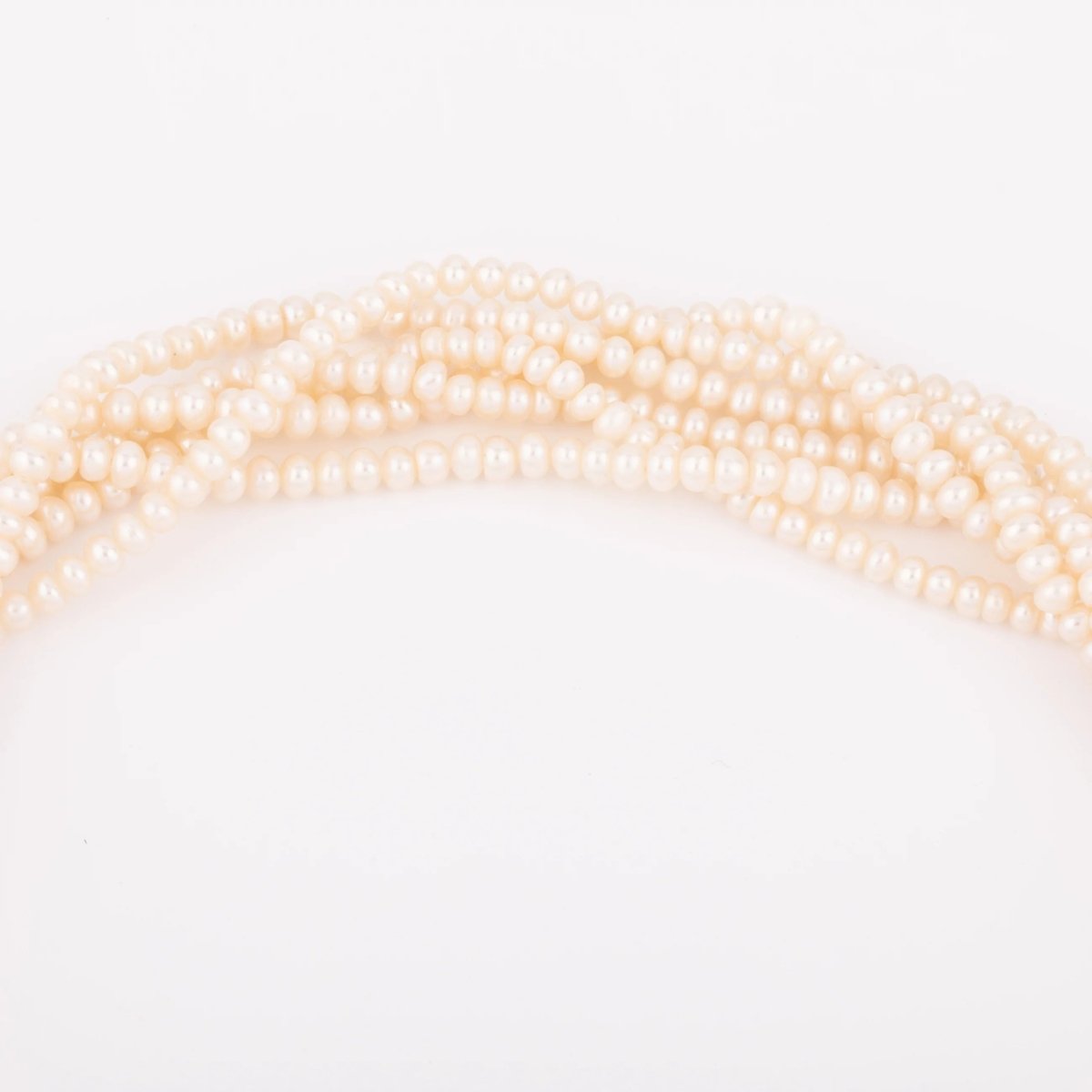 Collier en perles multirangs et fermoir en diamants - Castafiore