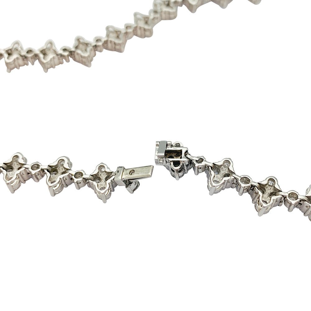 Collier fleurettes en or blanc et diamants - Castafiore