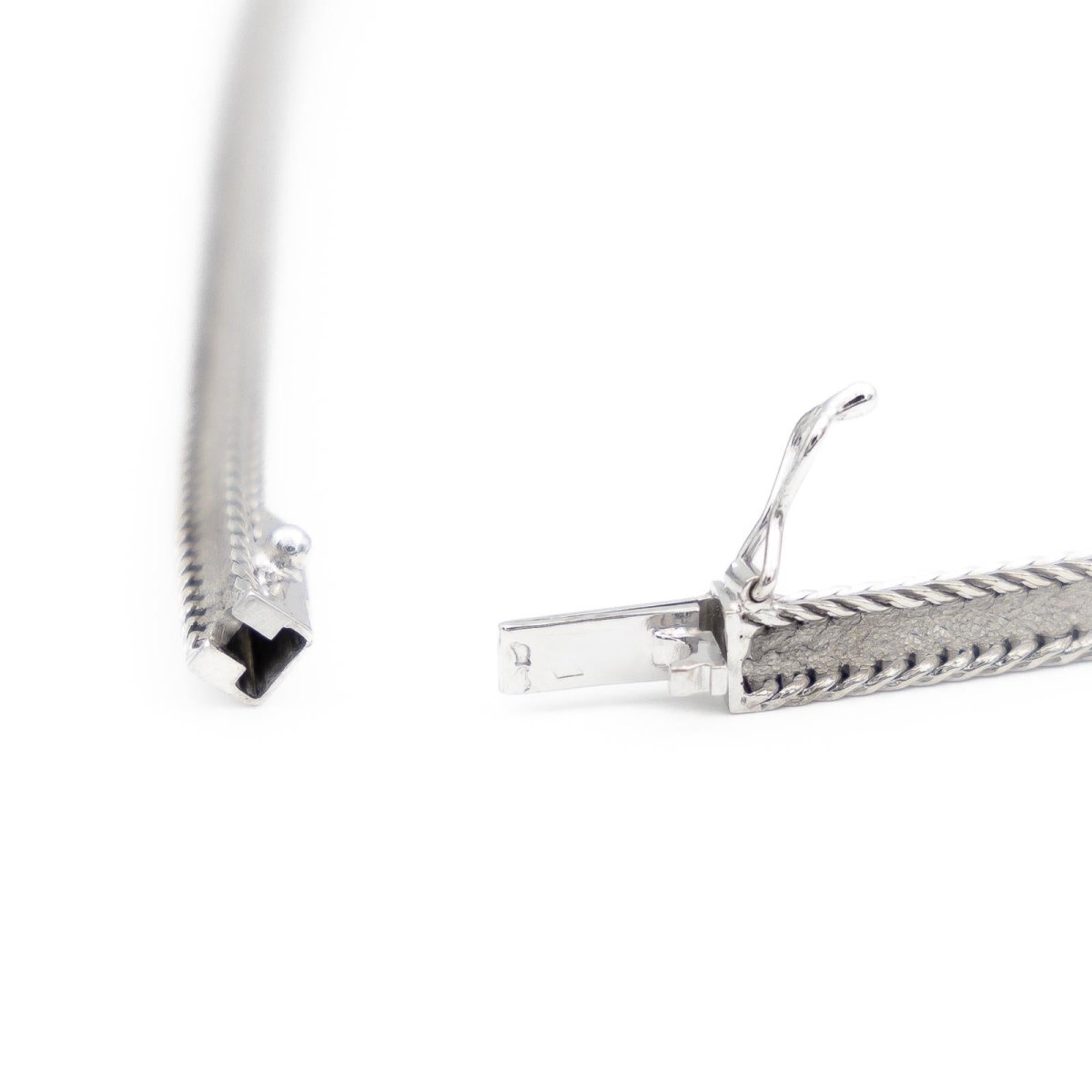 Collier Négligé ruban en or blanc - Castafiore