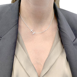 Collier or blanc et diamants. - Castafiore