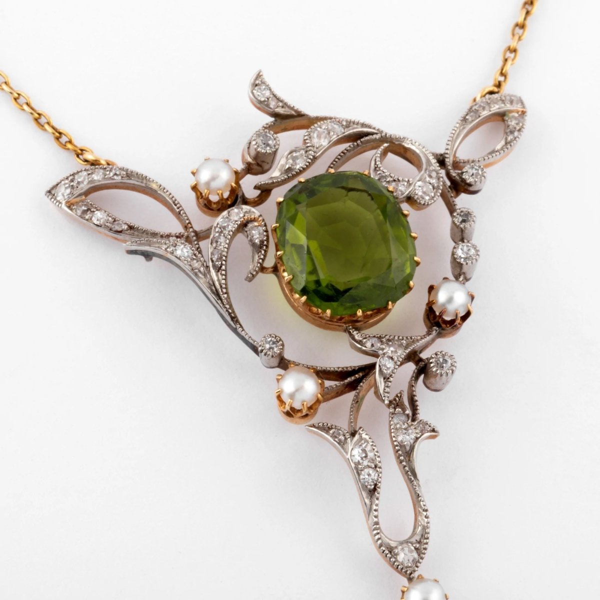 Collier or jaune et Argent Napoléon III orné de Péridot - Castafiore