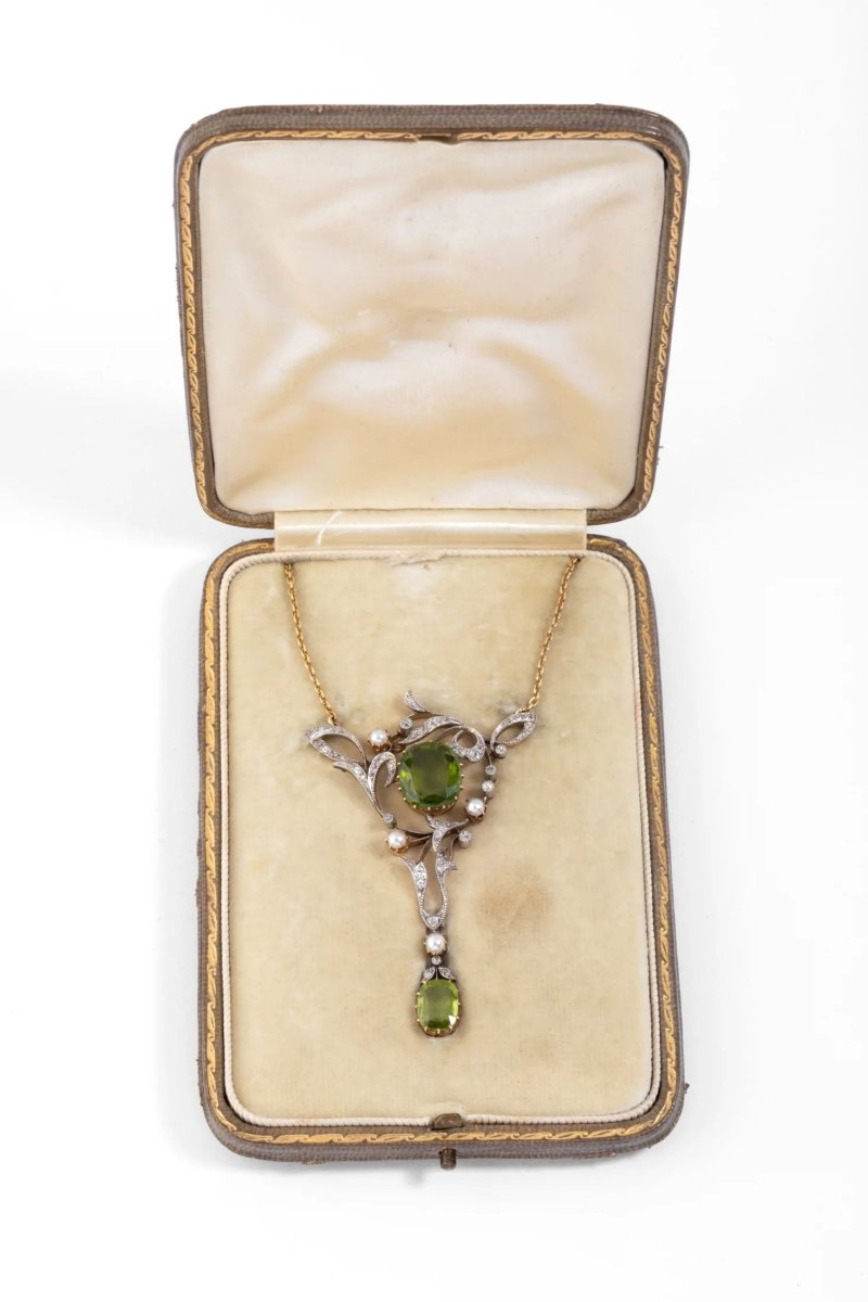 Collier or jaune et Argent Napoléon III orné de Péridot - Castafiore