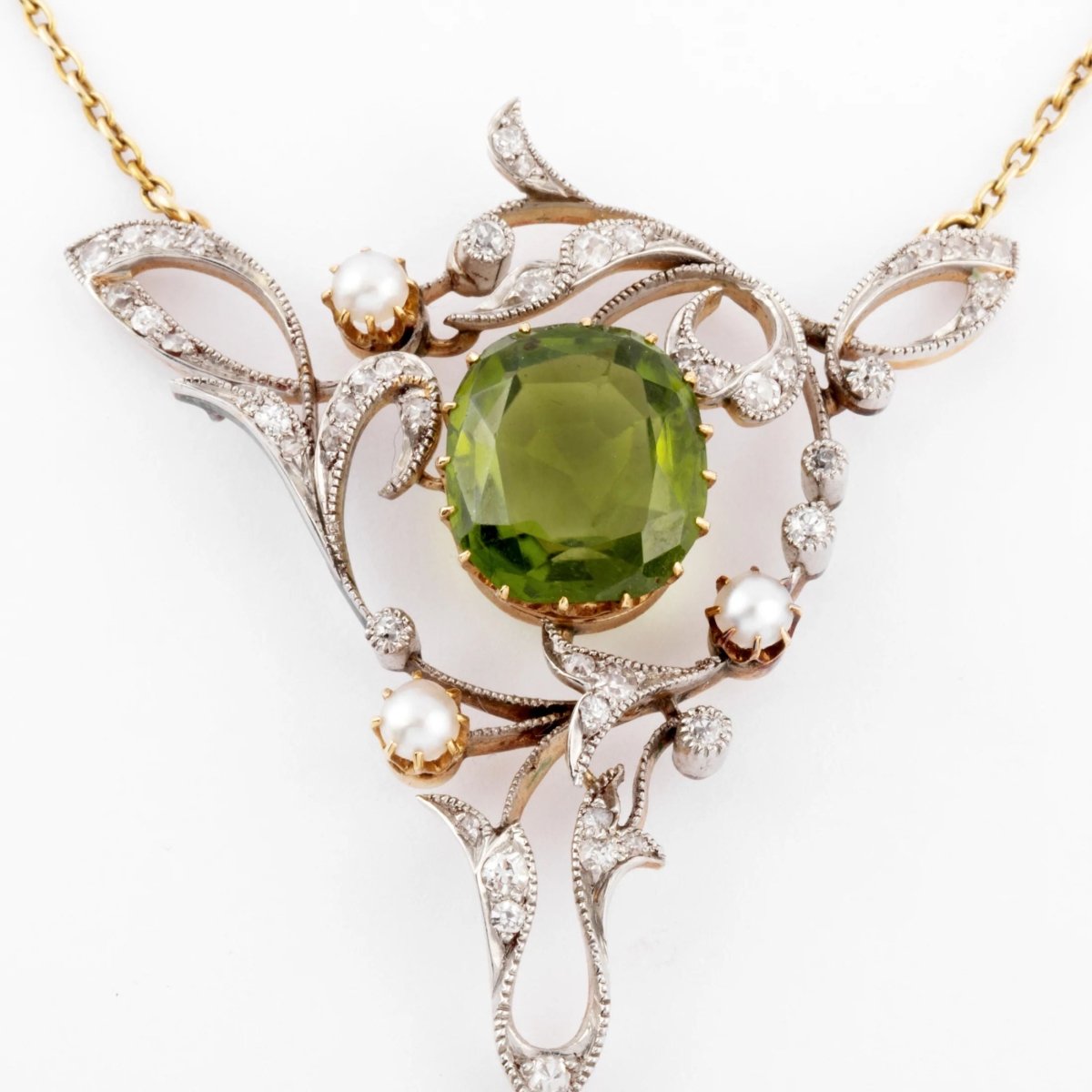 Collier or jaune et Argent Napoléon III orné de Péridot - Castafiore