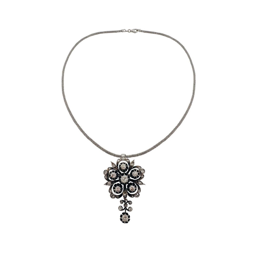 Collier argent rétro vintage - France Collier argent rétro vintage - France