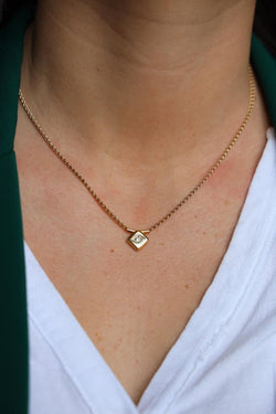 Collier Pendentif en or jaune et diamant - Castafiore