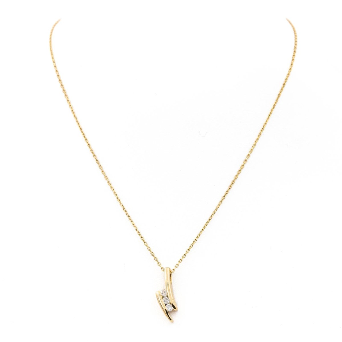 Collier Pendentif en or jaune et diamants - Castafiore