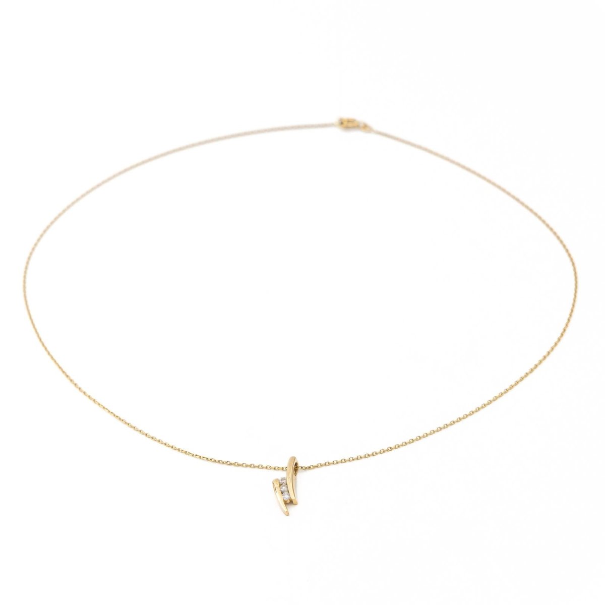 Collier Pendentif en or jaune et diamants - Castafiore