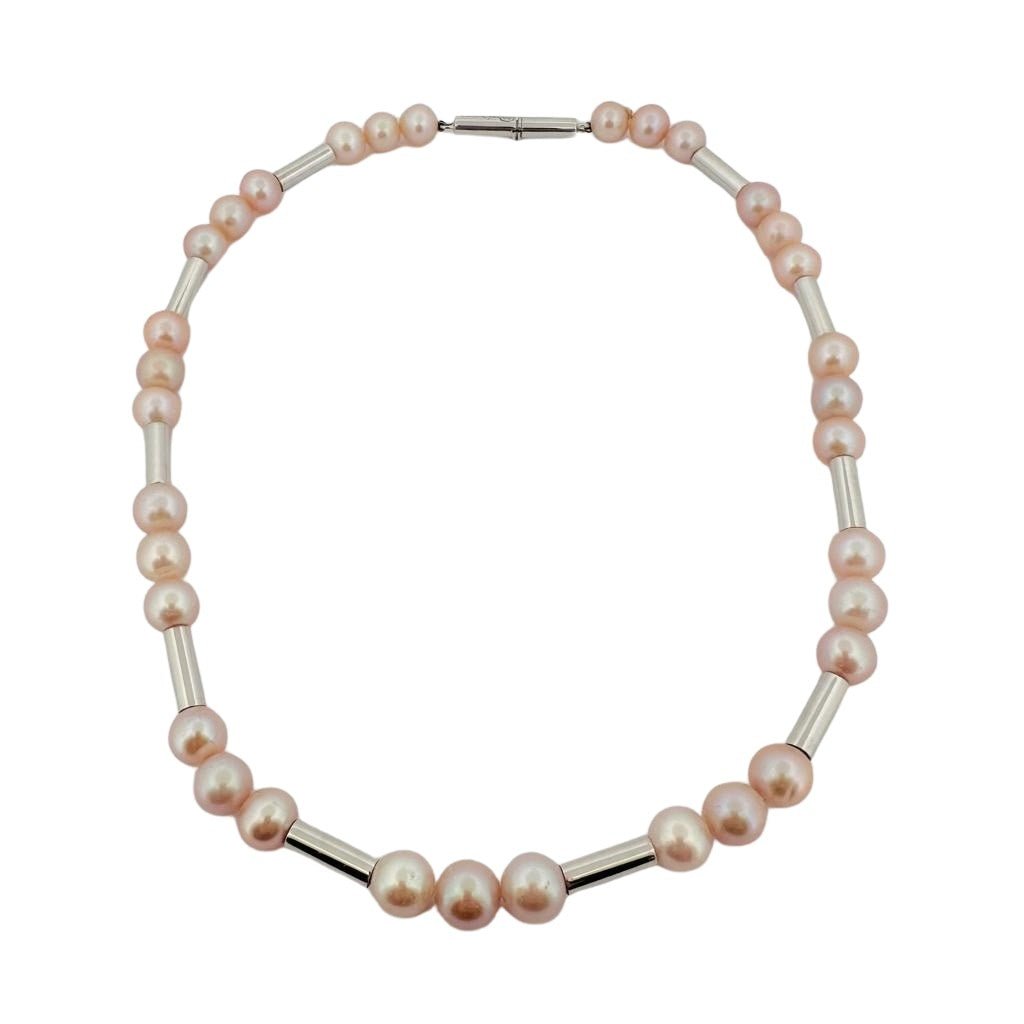 Collier POIRAY "Roseau" en or blanc et perles roses - Castafiore