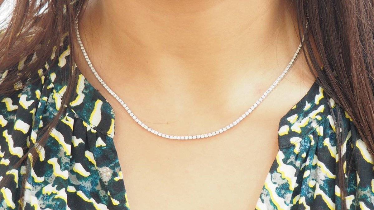 Collier rivière en or blanc et diamants 4.40cts - Castafiore