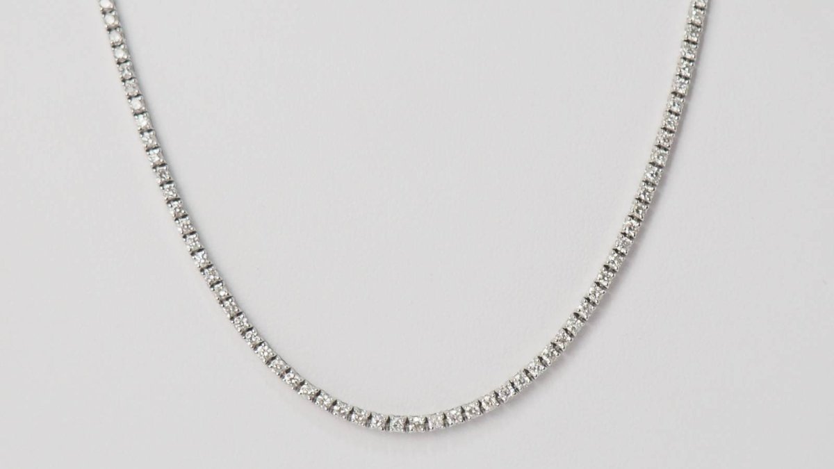 Collier rivière en or blanc et diamants 4.40cts - Castafiore