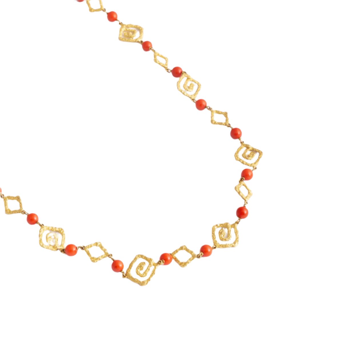 Collier TABBAH composé de maillons or jaune et perles de corail signé - Castafiore