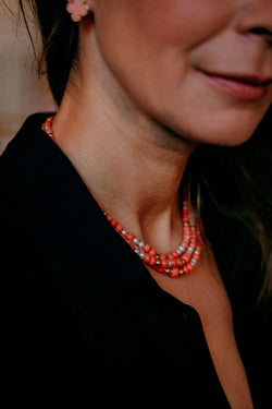 Collier trois rangs de perles de corail et perles de culture - Castafiore