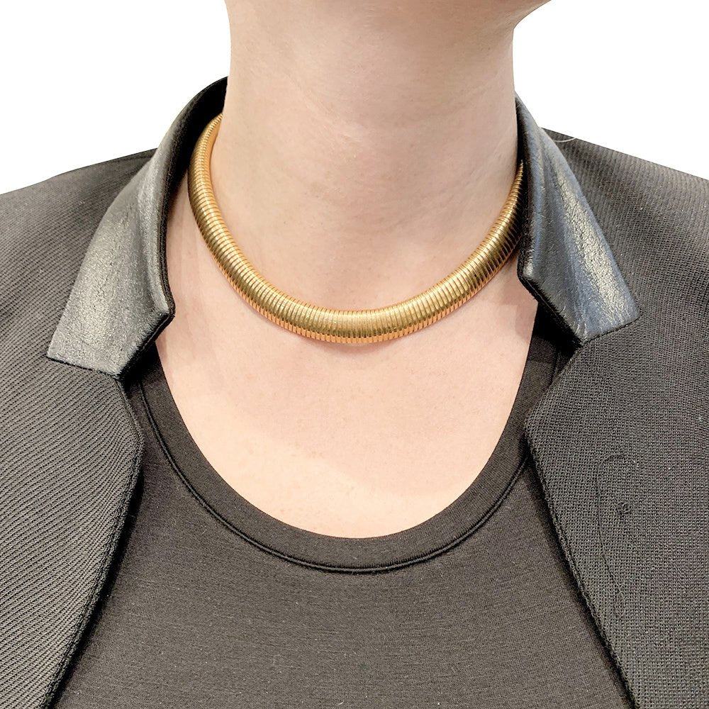 Collier, "Tubogas", or rose - Castafiore