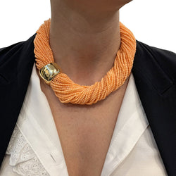 Collier VAN CLEEF & ARPELS en or jaune et corail - Castafiore