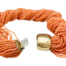 Collier VAN CLEEF & ARPELS en or jaune et corail - Castafiore
