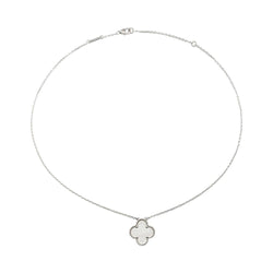 Collier Van Cleef & Arpels, "Vintage Alhambra", en or blanc, nacre - Castafiore