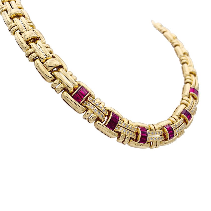 Collier Wempé en or jaune serti de rubis et de diamants - Castafiore