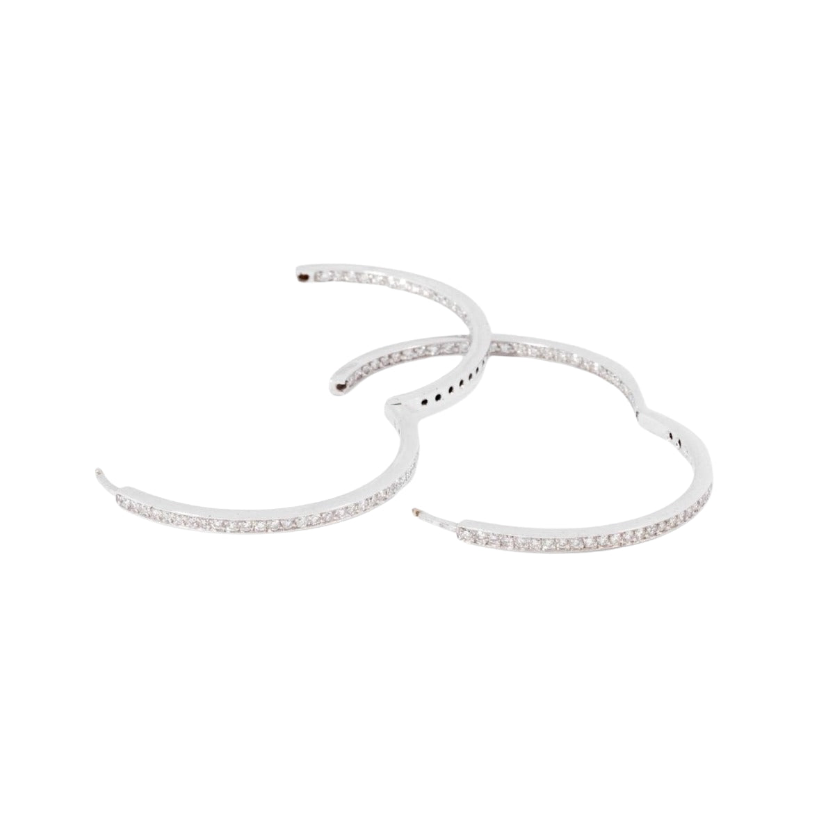 Créoles sur or gris entièrement pavées de diamants - Castafiore