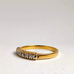 Demi-Alliance en or jaune et diamants - Castafiore